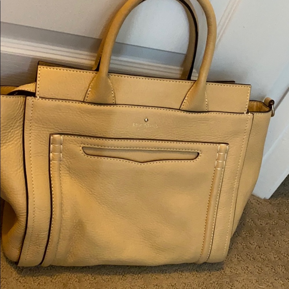kate spade tan bag with attachable strap!